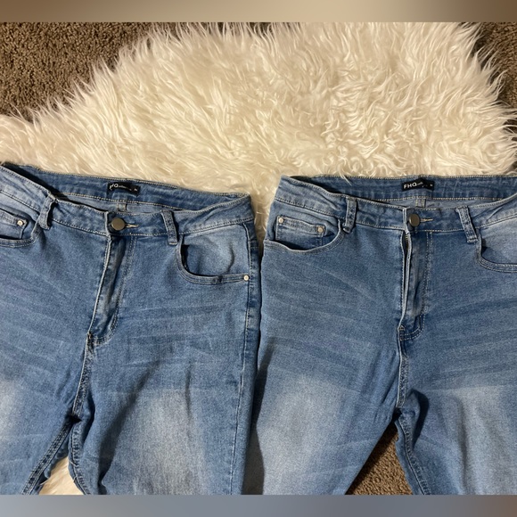 Bundle of 2 FHQ Jeans. Size M. - Picture 9 of 10
